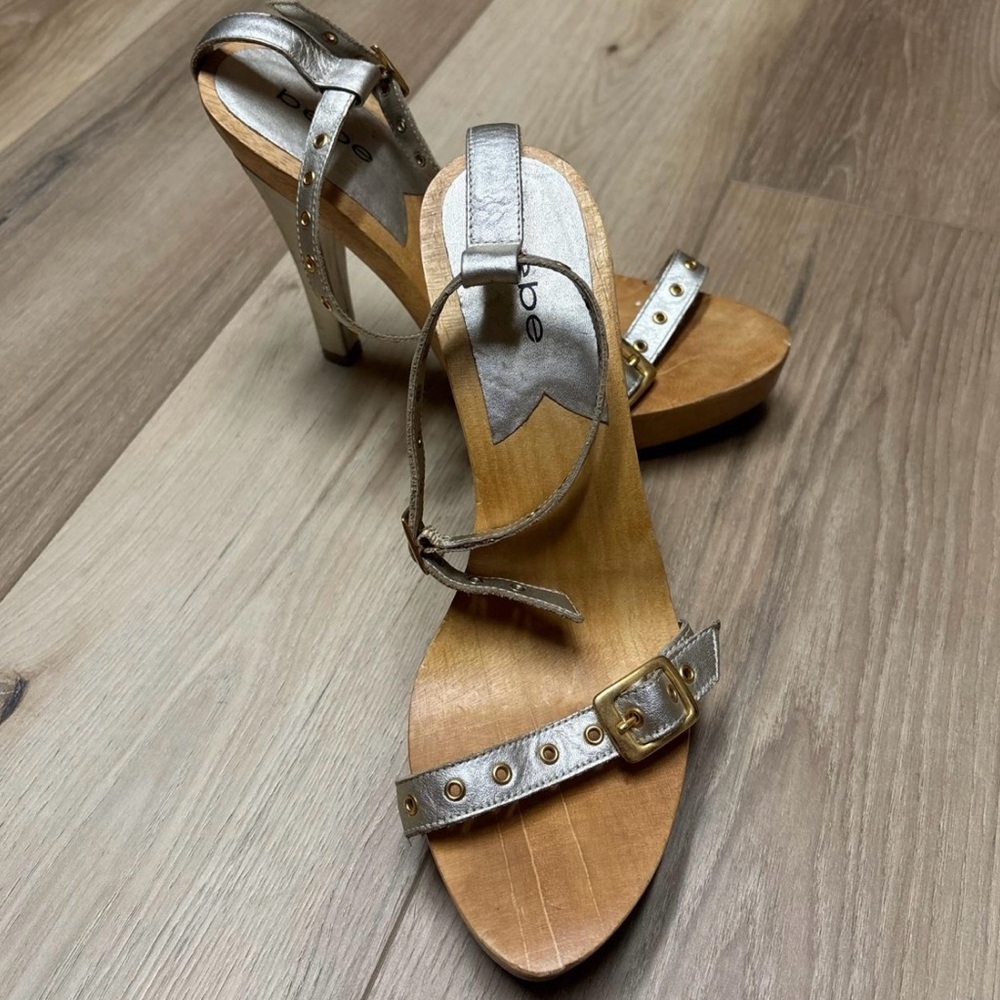 Bebe Wooden grommet heels